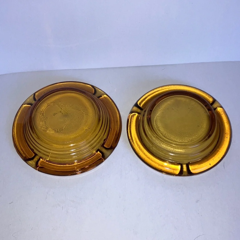 2 Vintage Amber Glass Stacking Ashtrays‎ 4”